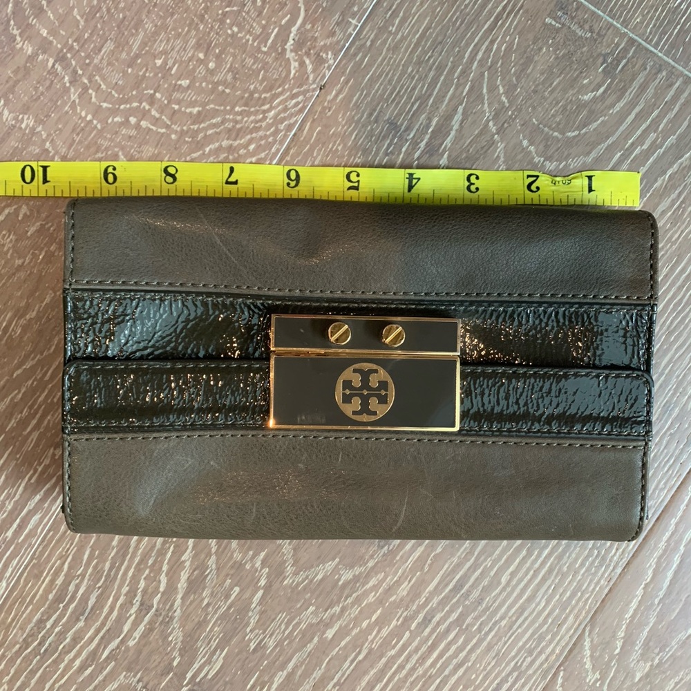 Authentic Tory Burch Clutch
